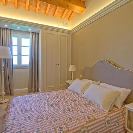 Apartment Il Sole Di Vino By Posarellivillas *