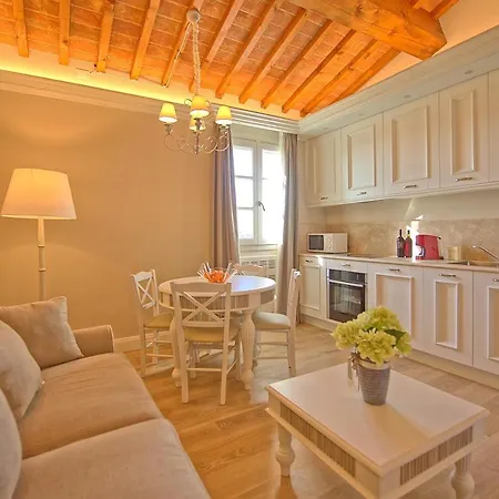 Apartment Il Sole Di Vino By Posarellivillas Vinci
